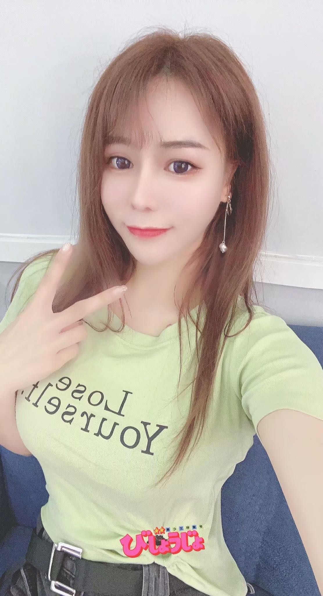 玩得花的漂亮大胸妹妹